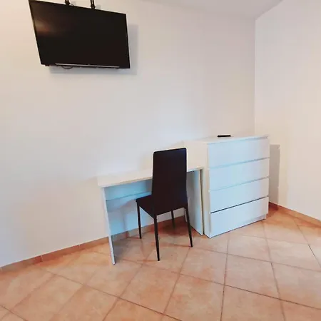 Apartament Damian *