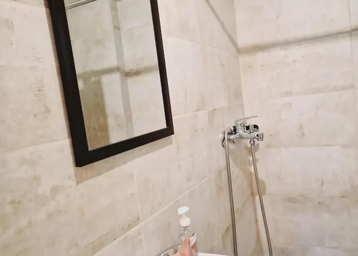 Διαμέρισμα Damian *